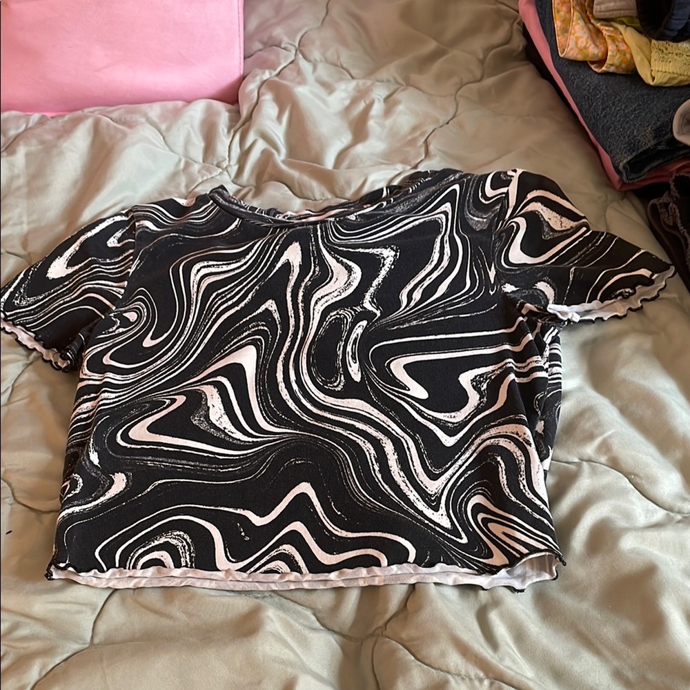 Black and White Swirl Pattern Top